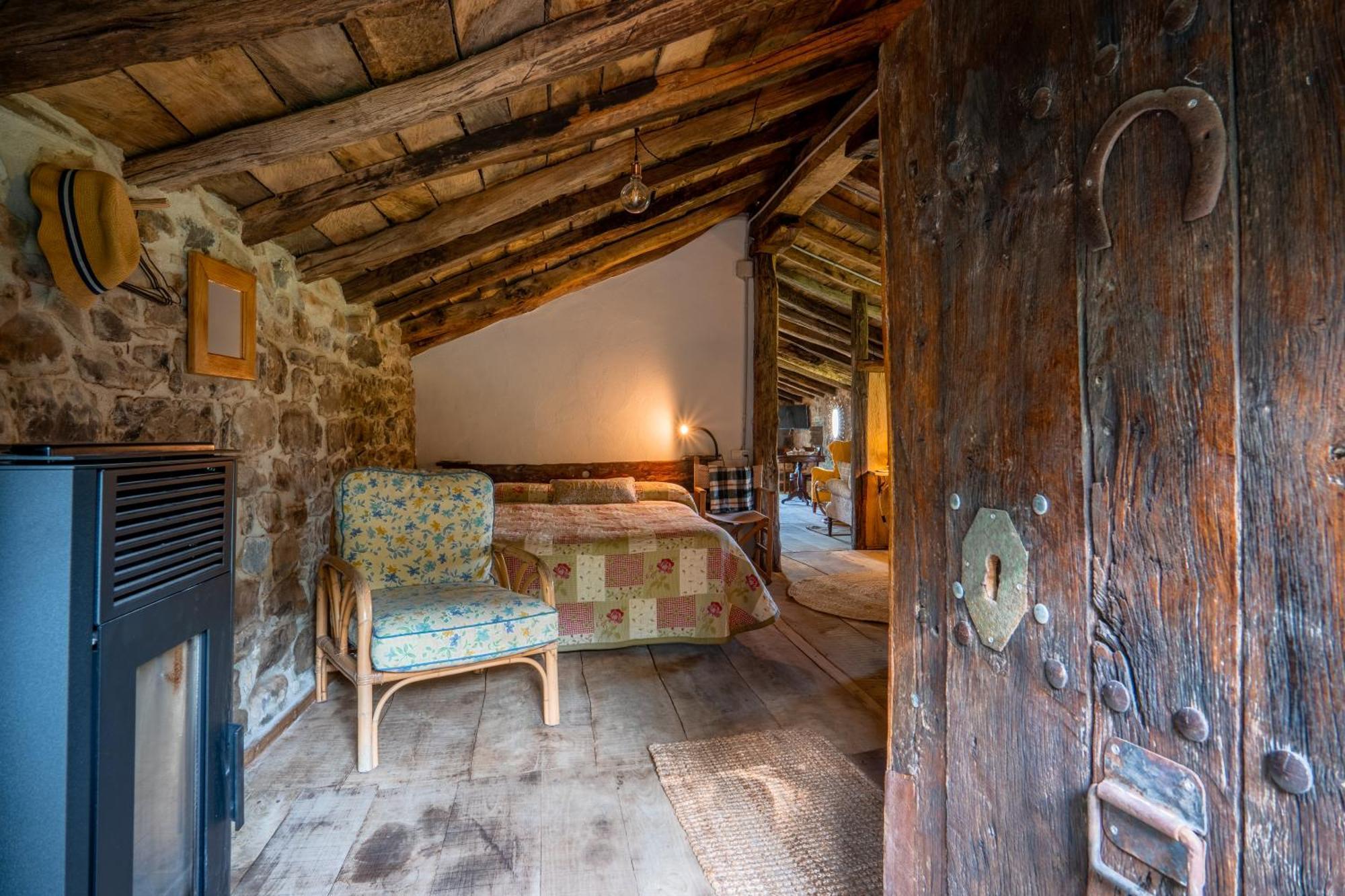 Vivienda Pasiega Lo Lucas 1920 San Roque de Ríomiera Dış mekan fotoğraf