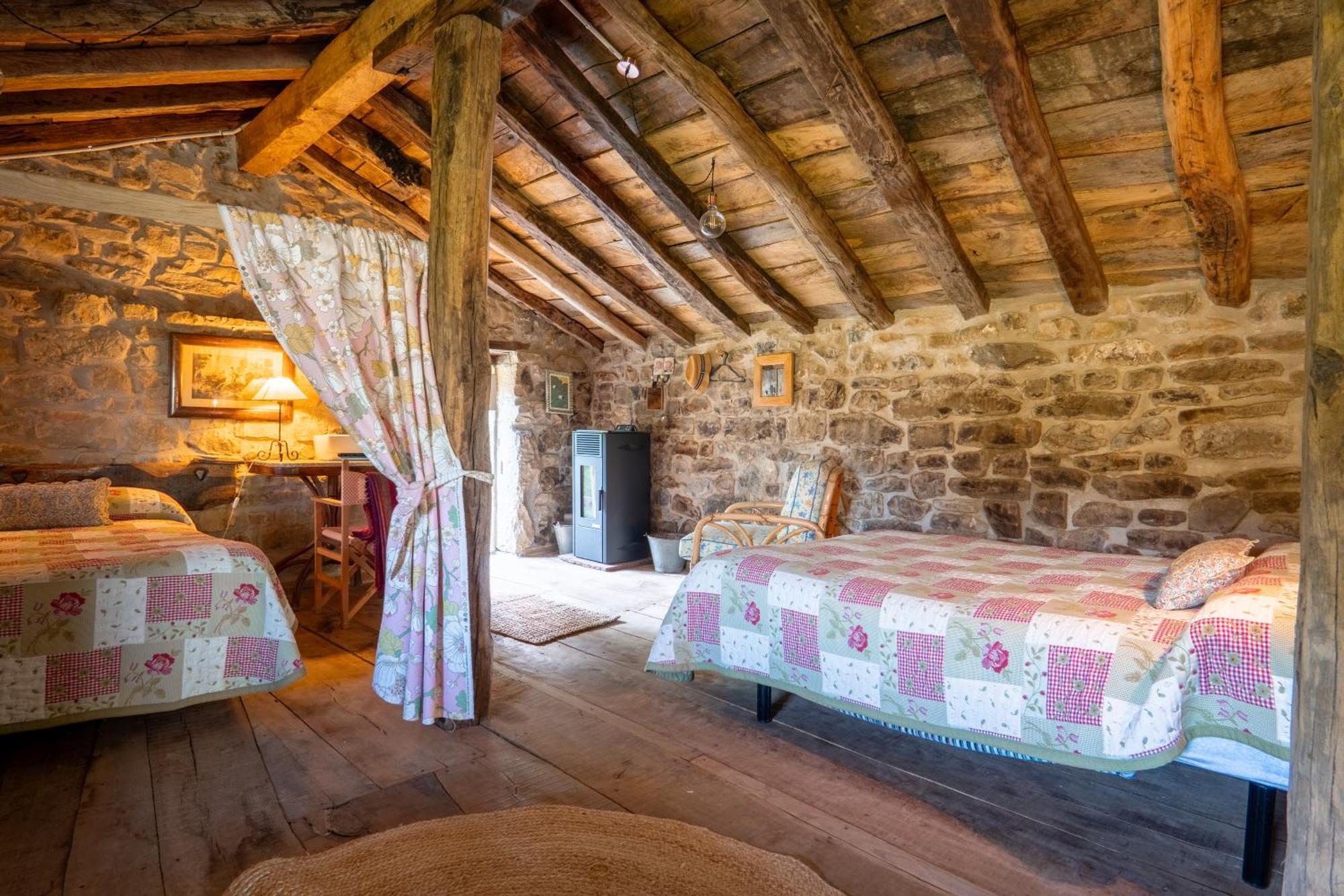 Vivienda Pasiega Lo Lucas 1920 San Roque de Ríomiera Dış mekan fotoğraf