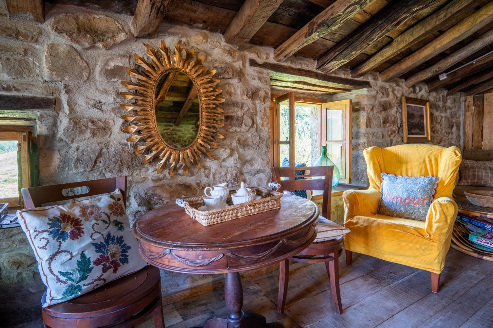 Vivienda Pasiega Lo Lucas 1920 San Roque de Ríomiera Dış mekan fotoğraf