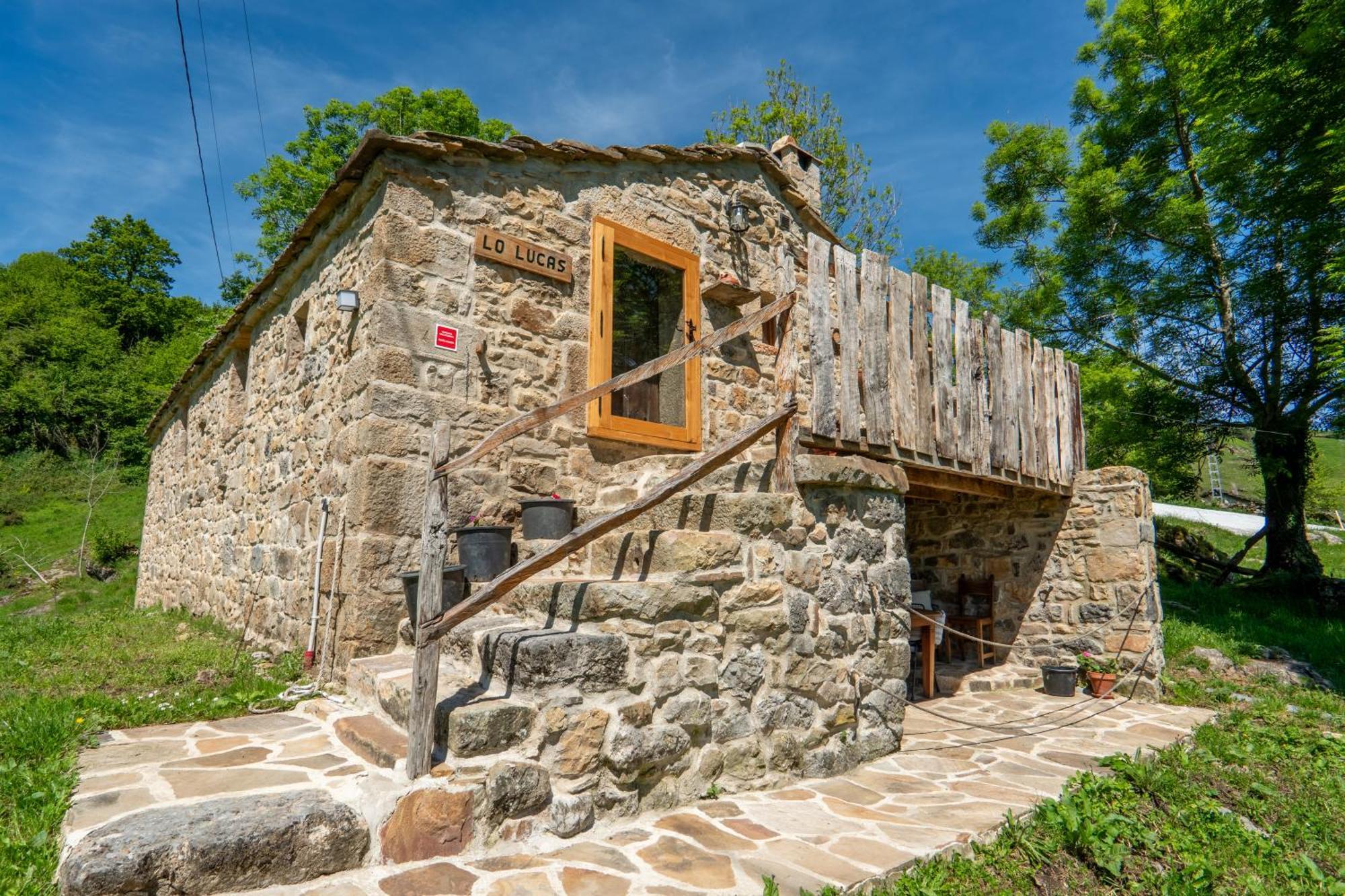 Vivienda Pasiega Lo Lucas 1920 San Roque de Ríomiera Dış mekan fotoğraf